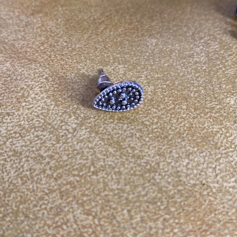 Earthbound Earring Set - Picture 2 of 4